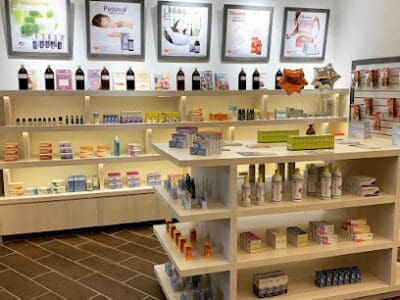 Farmacias Médicor Valle Dorado